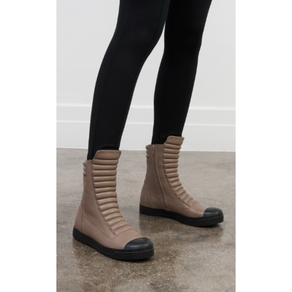 Stylish Tan Ankle Boots for Women